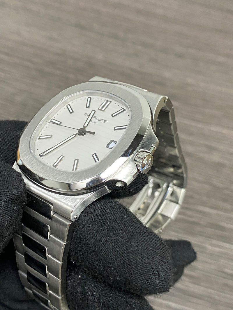 Patek Philippe Nautilus 5711/1A-011 White Dial